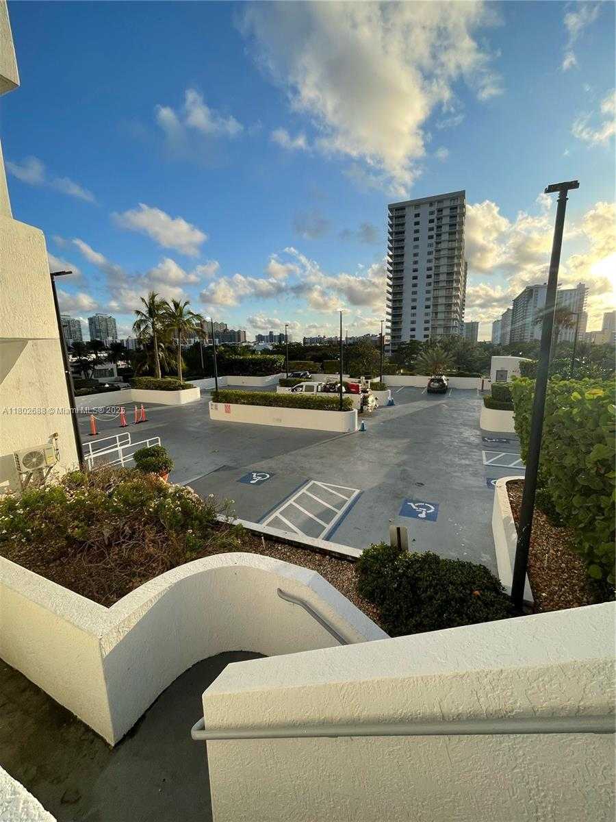 Small Image of 17375 COLLINS AVE #1603b, Sunny Isles Beach Number 16