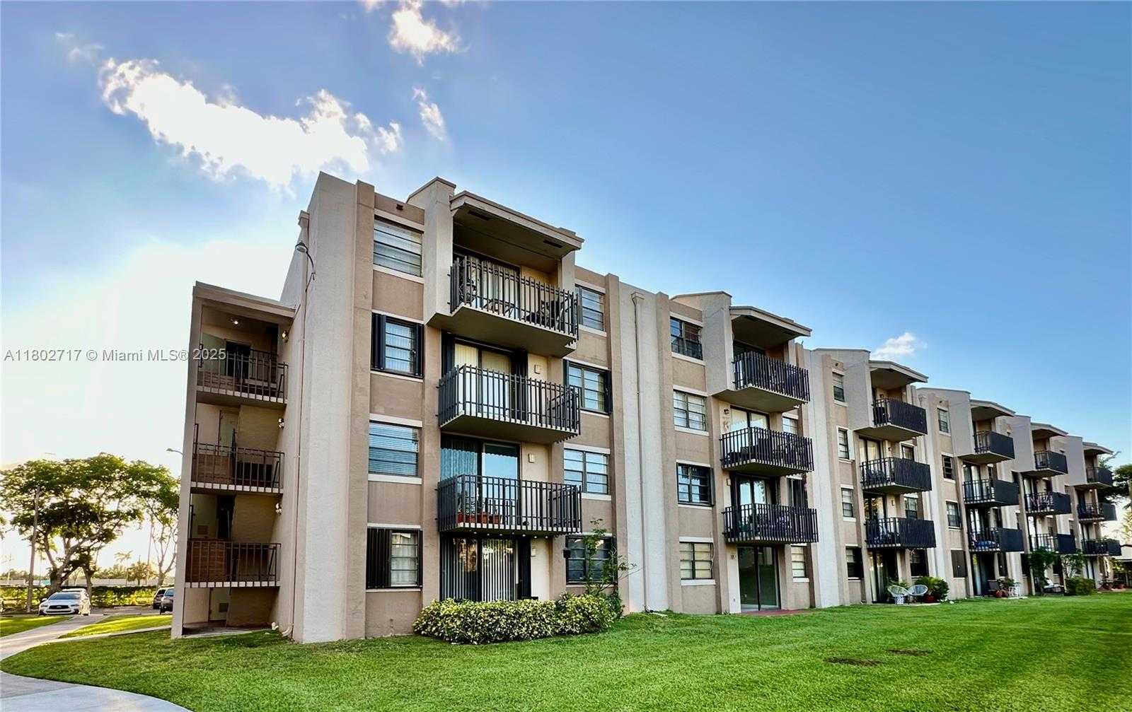 Small Image of 3561 SOUTH WEST 117 AVE #7-408, Miami Number 12