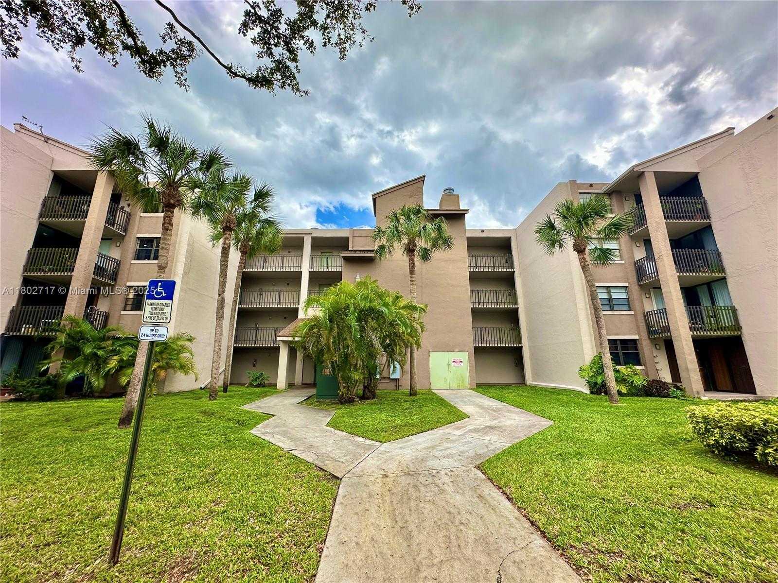 Small Image of 3561 SOUTH WEST 117 AVE #7-408, Miami Number 13
