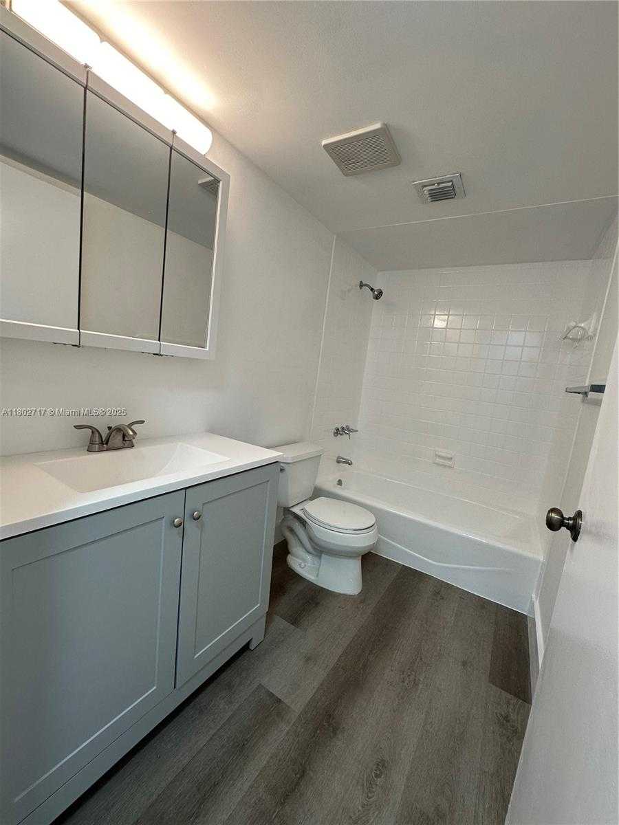 Small Image of 3561 SOUTH WEST 117 AVE #7-408, Miami Number 17