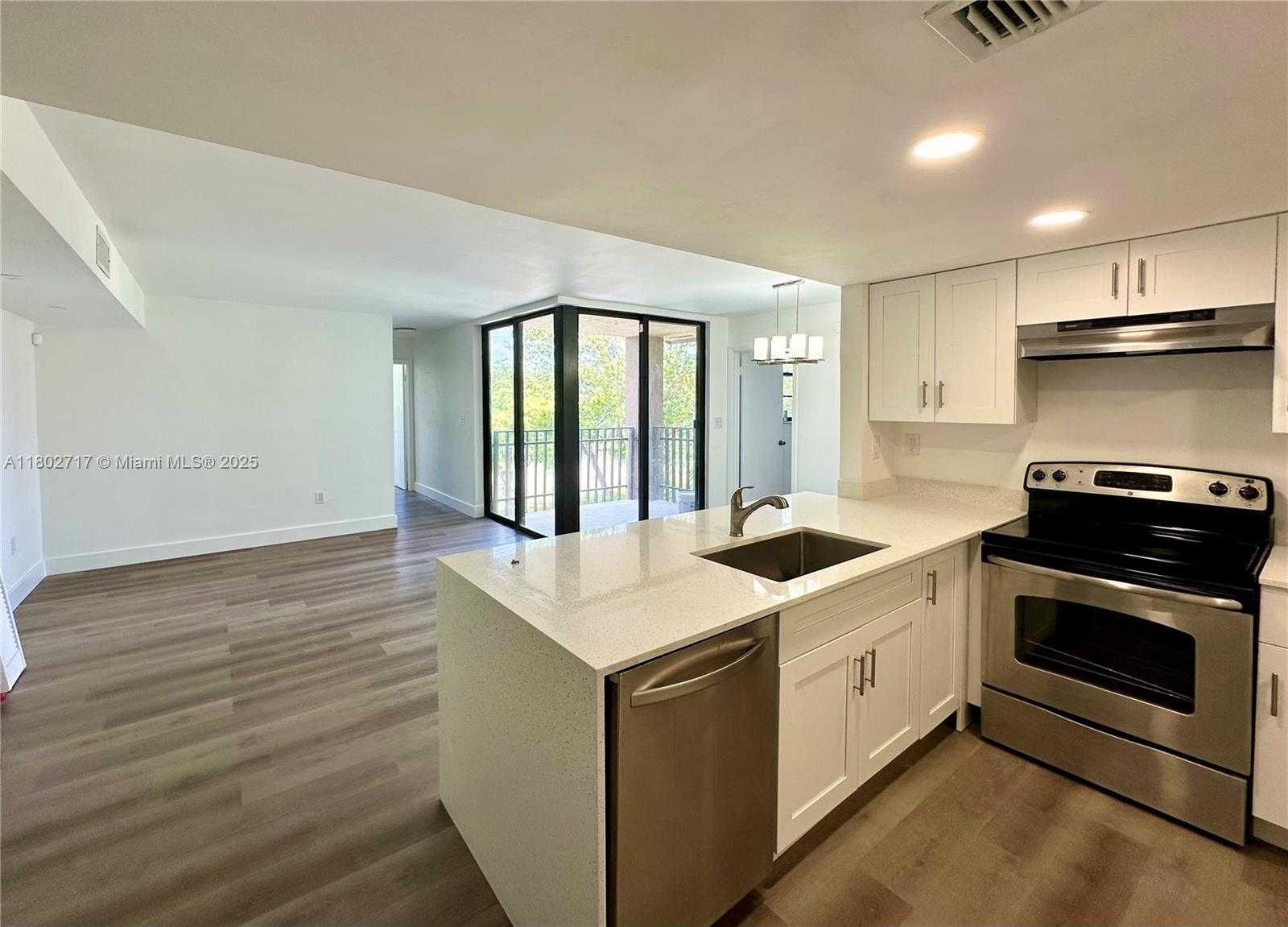 Small Image of 3561 SOUTH WEST 117 AVE #7-408, Miami Number 6