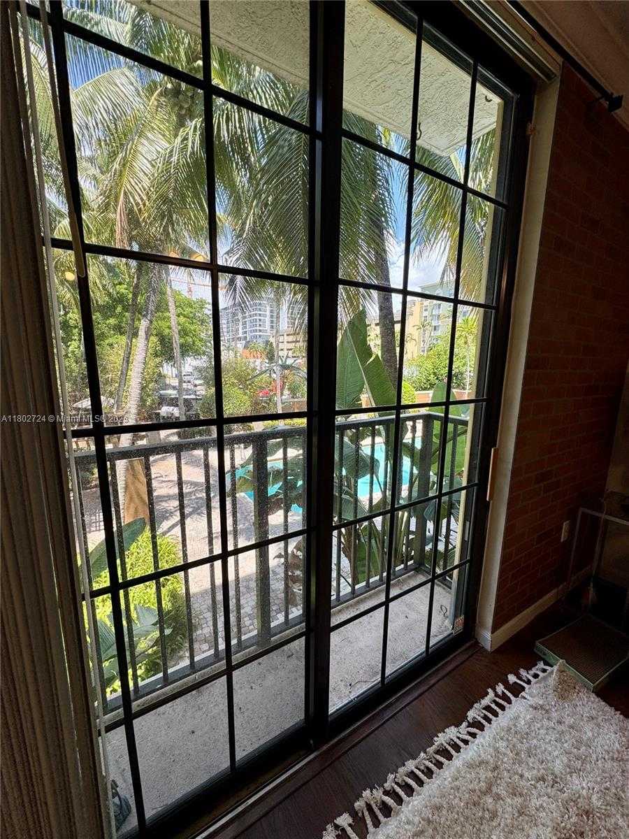 Small Image of 1900 VAN BUREN ST #211B, Hollywood Number 6