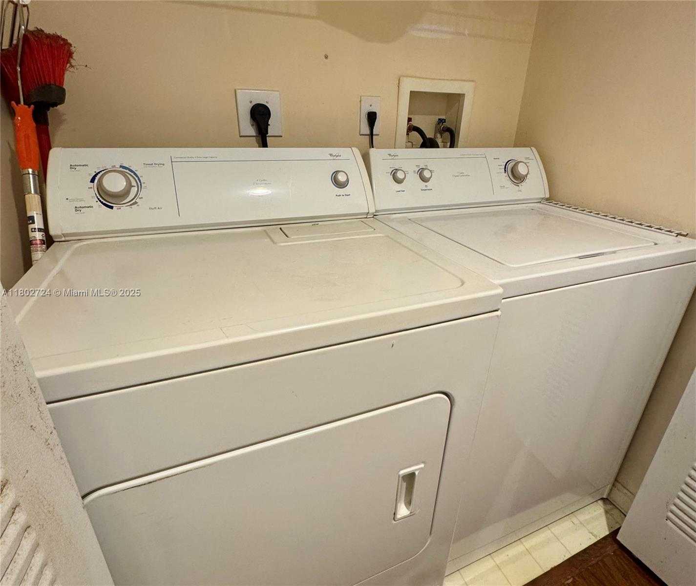 Small Image of 1900 VAN BUREN ST #211B, Hollywood Number 7