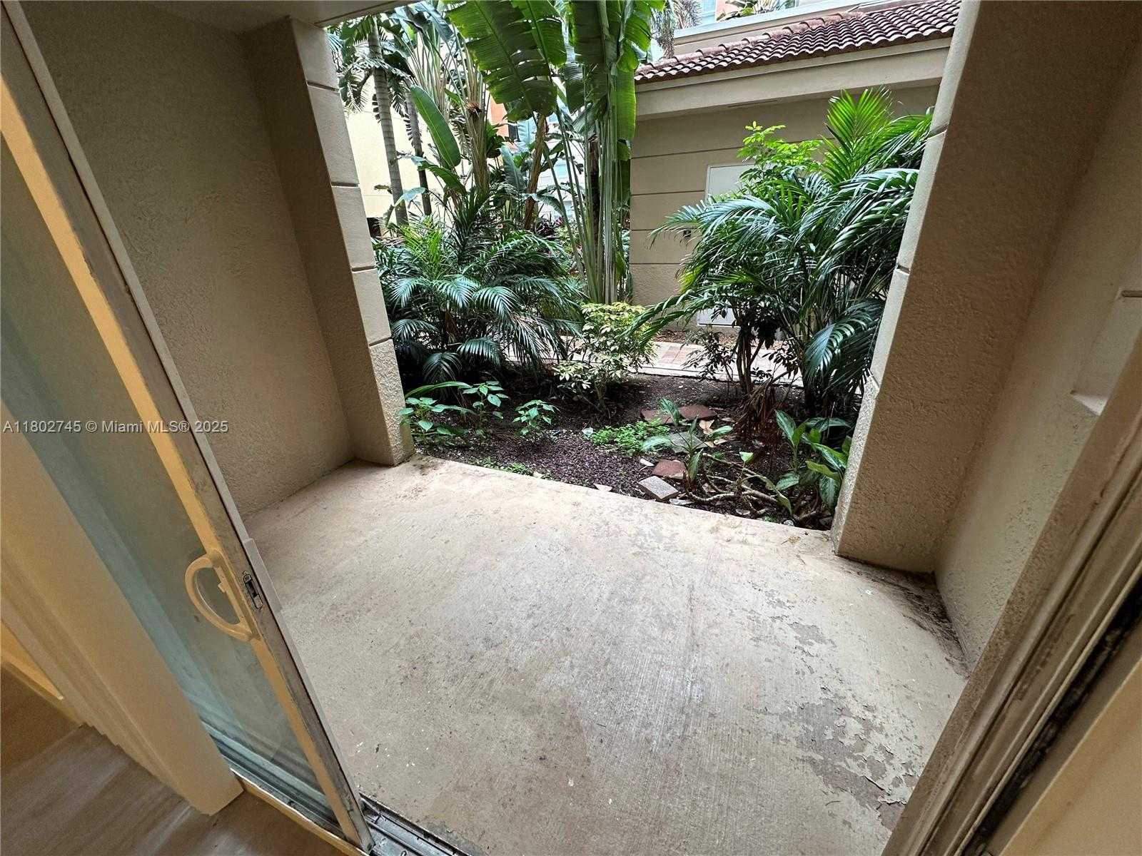 Small Image of 17150 #2118, Sunny Isles Beach Number 38