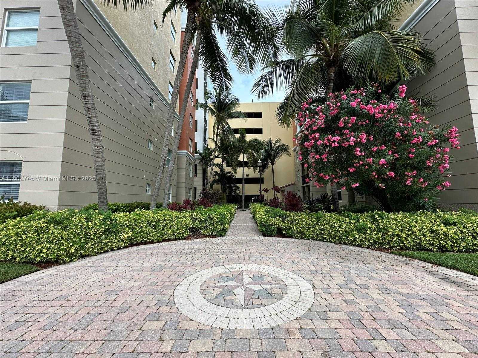 Small Image of 17150 #2118, Sunny Isles Beach Number 8