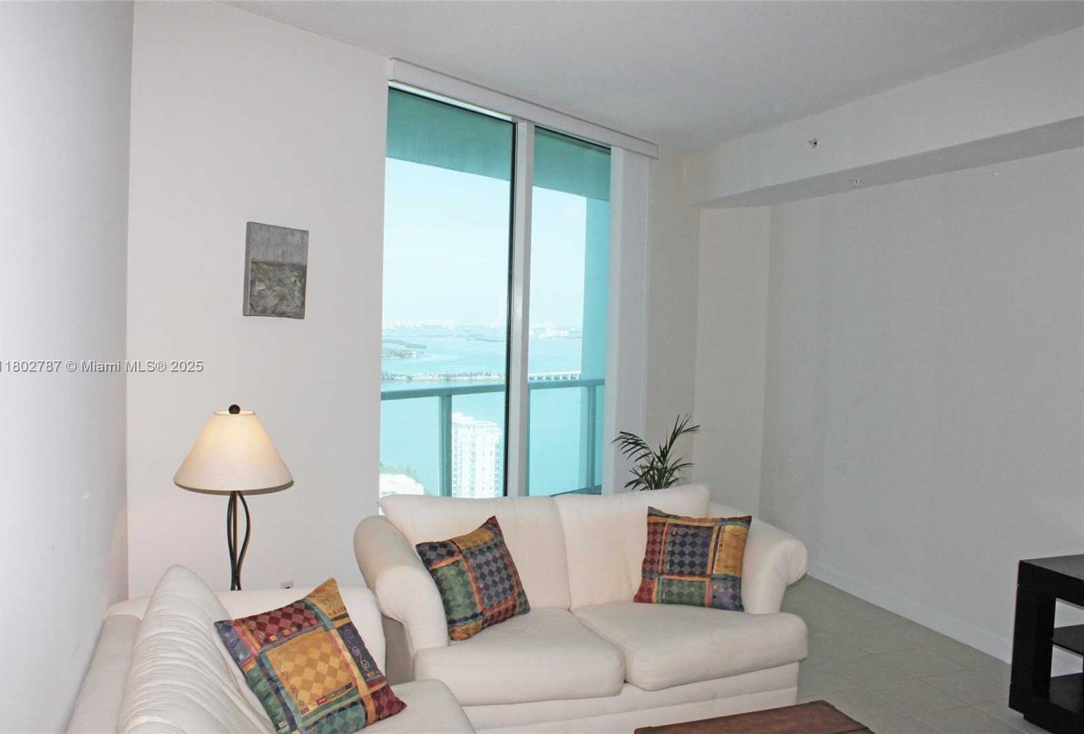 Small Image of 1900 NORTH BAYSHORE DR #4108, Miami Number 2