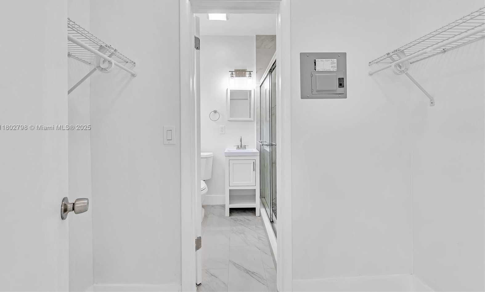 Small Image of 1839 FUNSTON ST #2, Hollywood Number 15