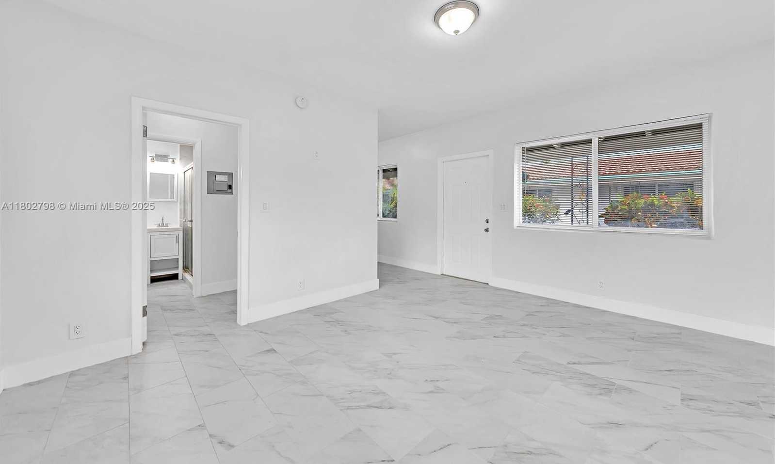 Small Image of 1839 FUNSTON ST #2, Hollywood Number 5