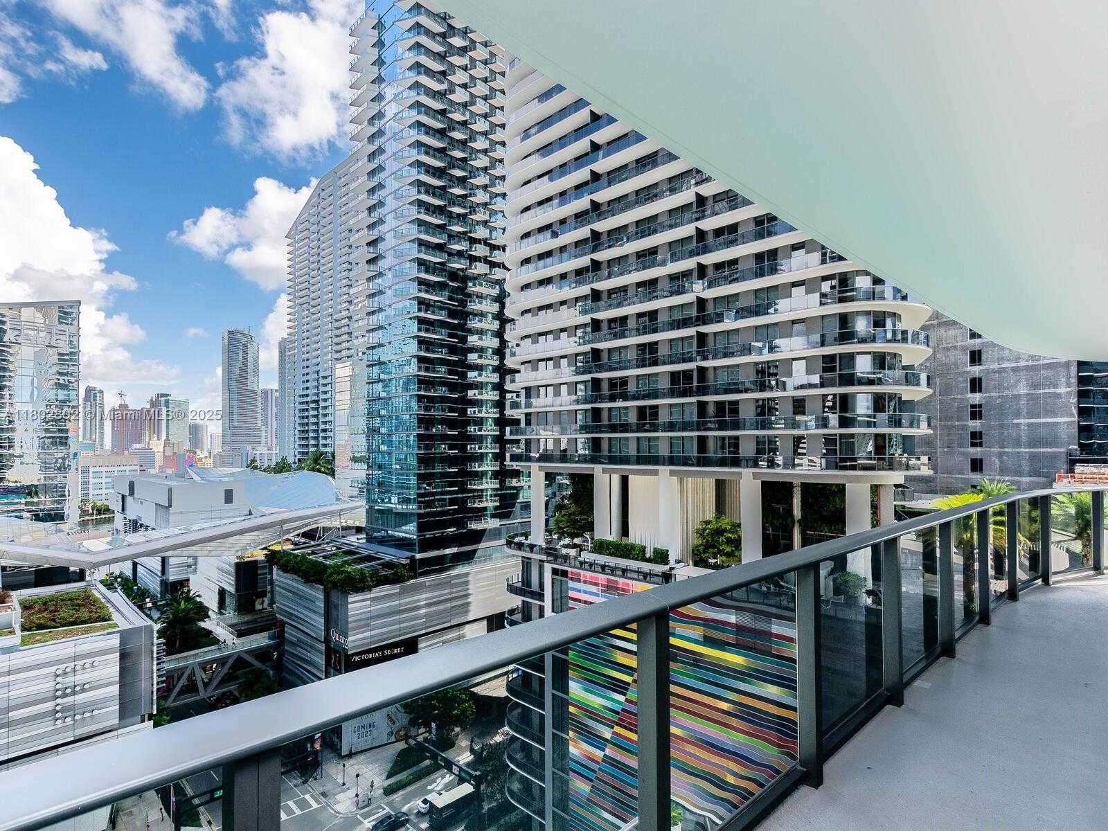 Small Image of 45 SOUTH WEST 9TH ST #1201, Miami Number 27