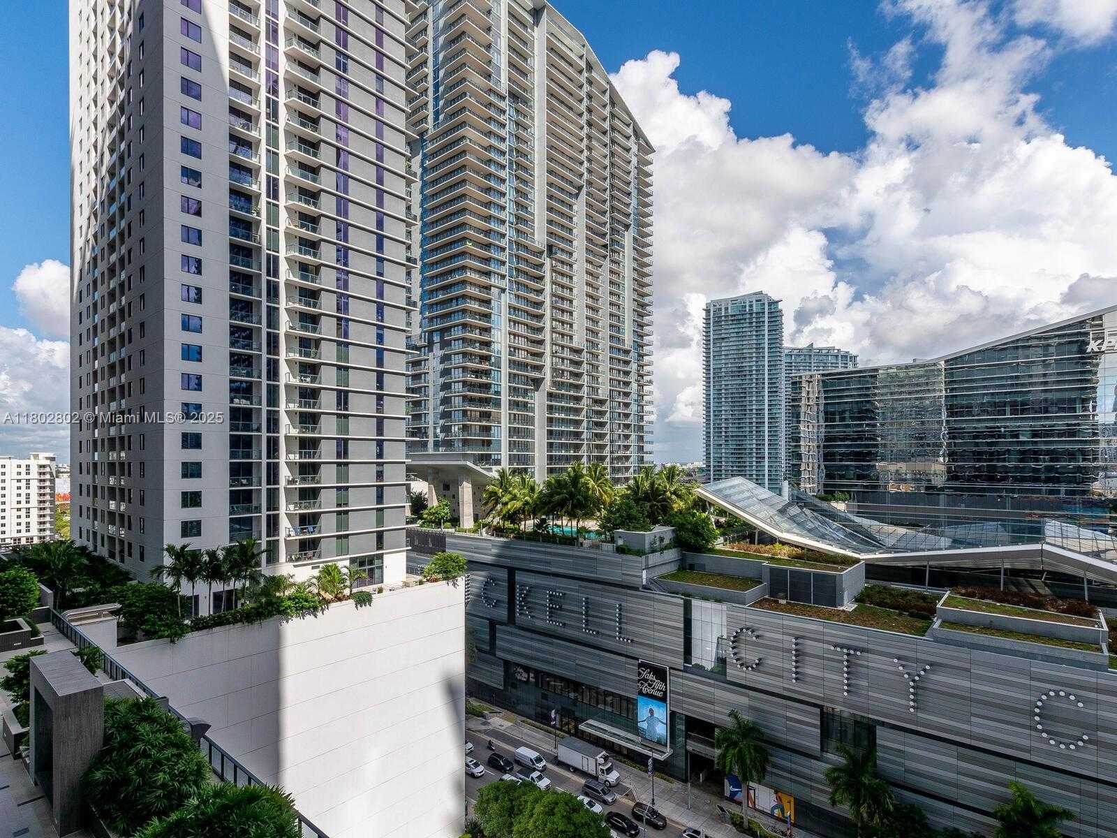Small Image of 45 SOUTH WEST 9TH ST #1201, Miami Number 31