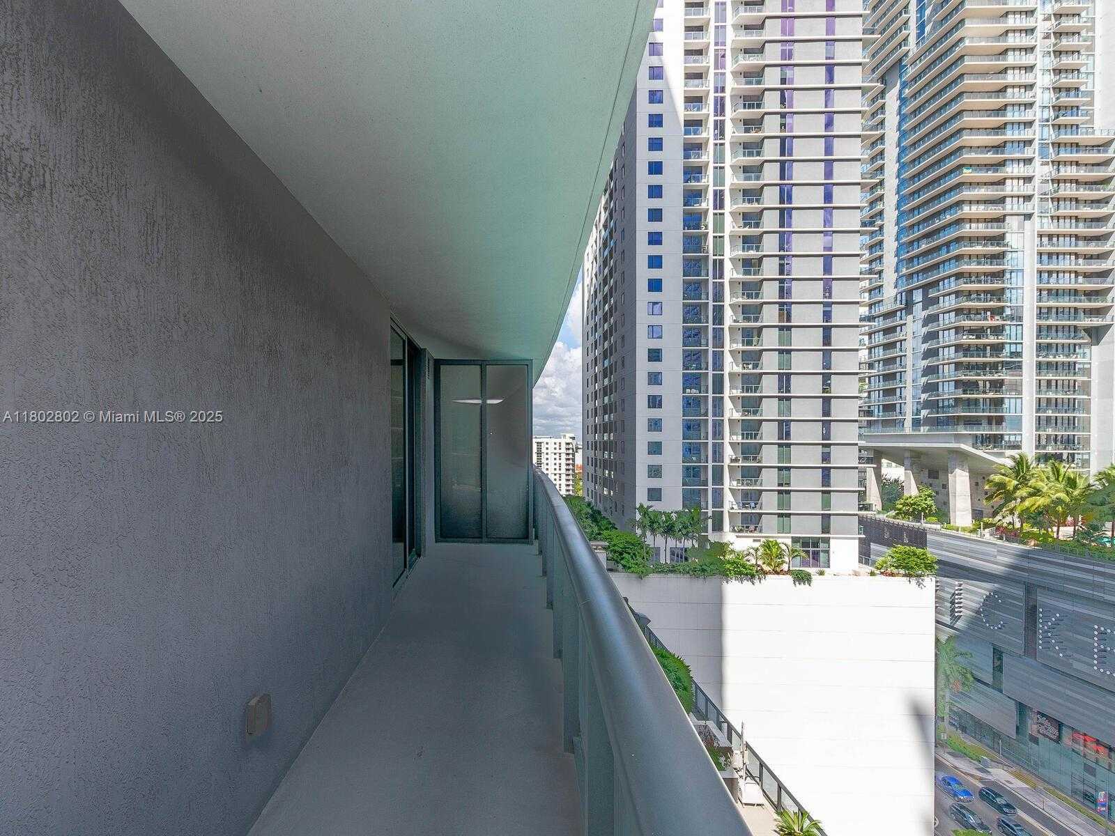 Small Image of 45 SOUTH WEST 9TH ST #1201, Miami Number 32