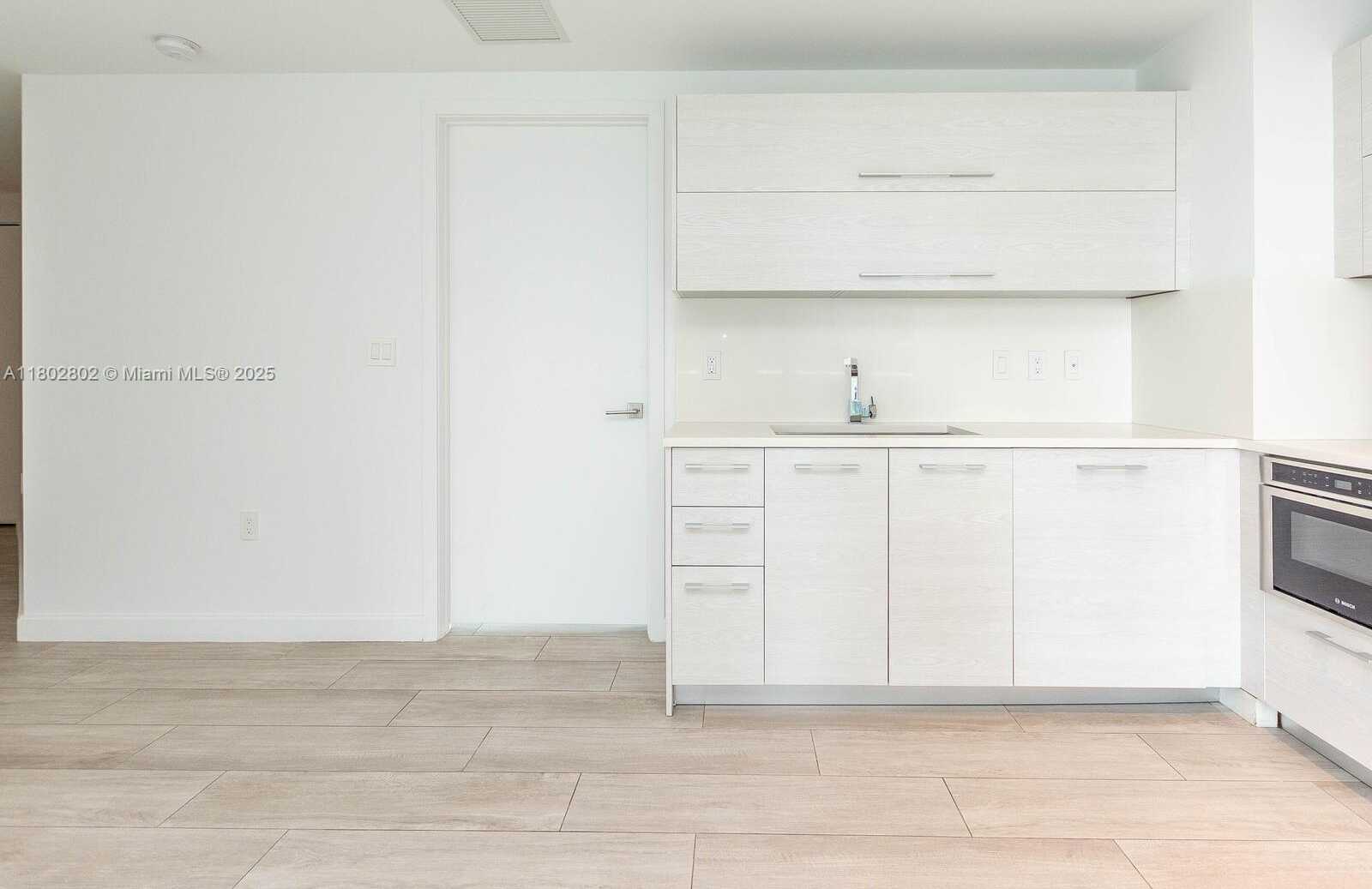 Small Image of 45 SOUTH WEST 9TH ST #1201, Miami Number 8