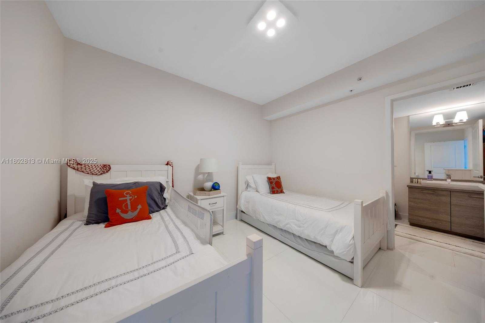Small Image of 400 SUNNY ISLES BLVD #1106, Sunny Isles Beach Number 14