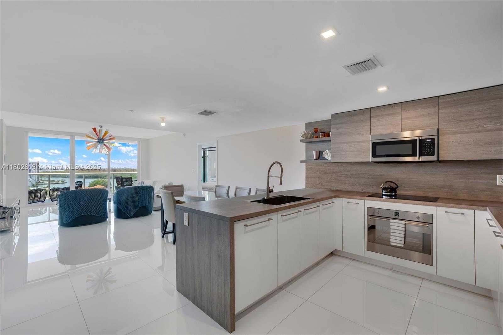 Small Image of 400 SUNNY ISLES BLVD #1106, Sunny Isles Beach Number 2