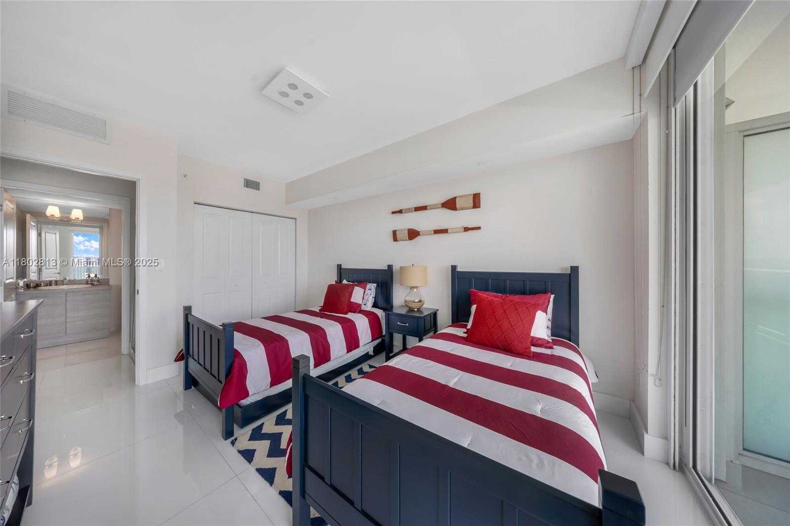 Small Image of 400 SUNNY ISLES BLVD #1106, Sunny Isles Beach Number 21