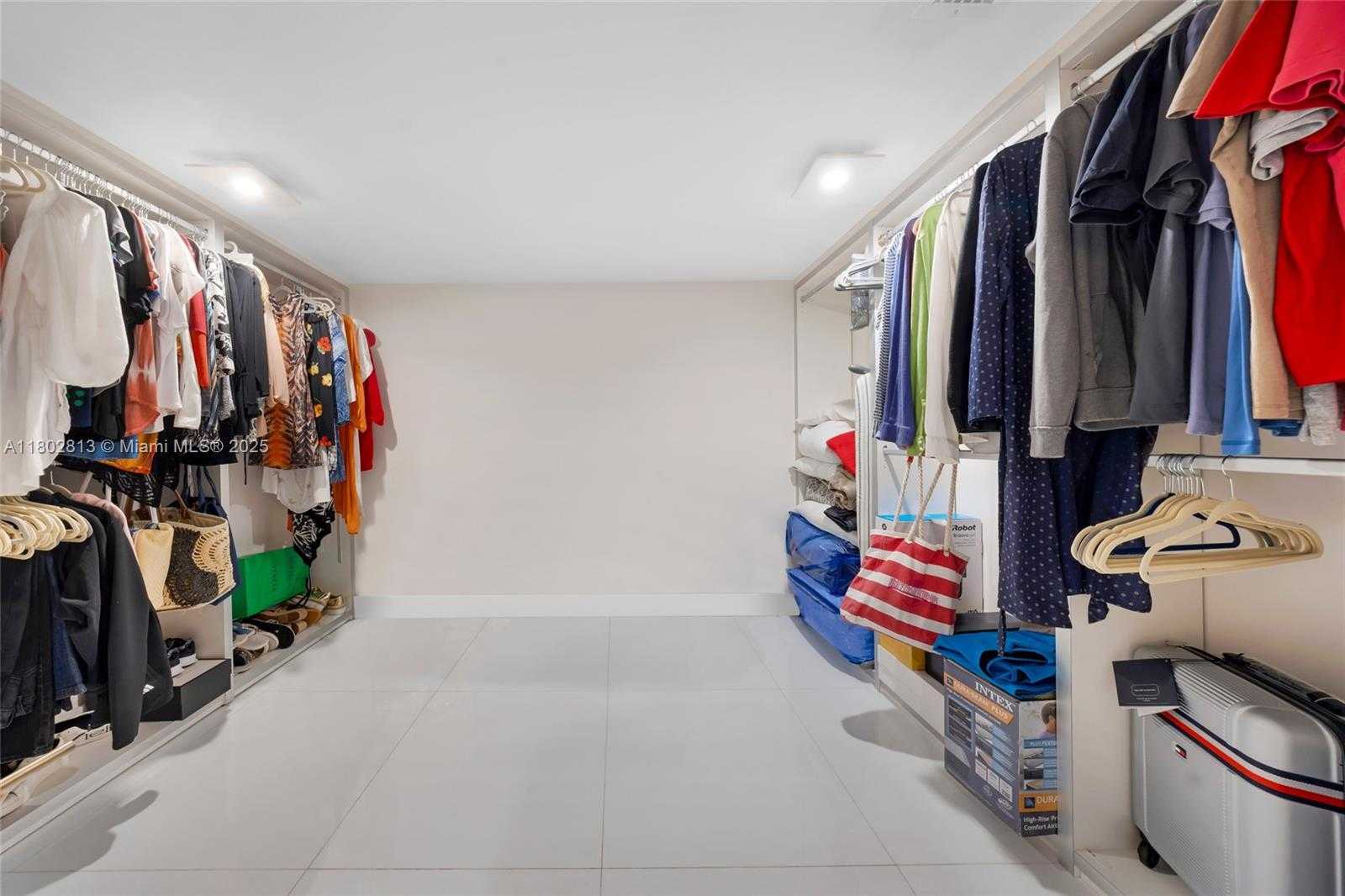 Small Image of 400 SUNNY ISLES BLVD #1106, Sunny Isles Beach Number 28