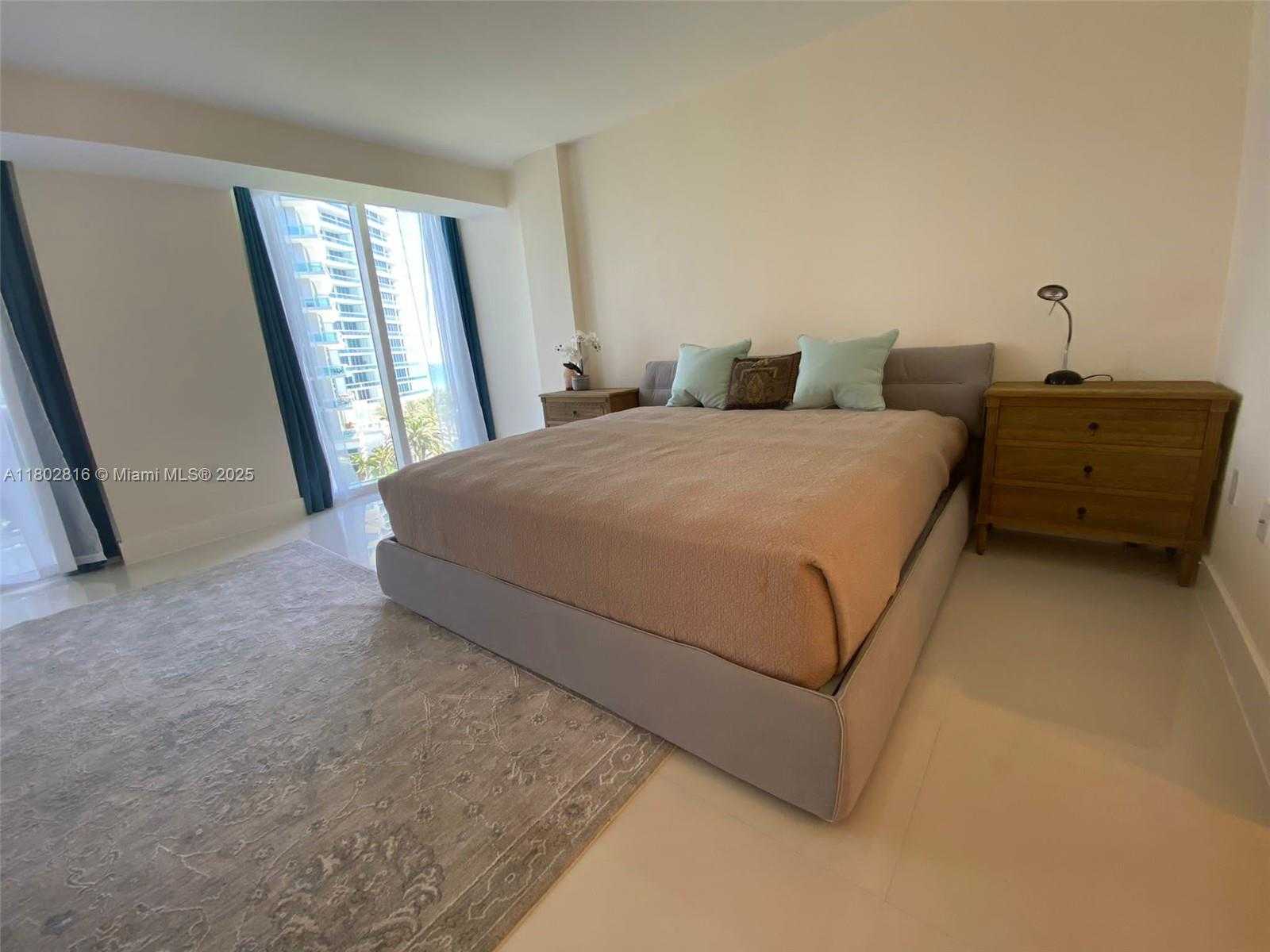 Small Image of 10275 COLLINS AVE #602, Bal Harbour Number 20