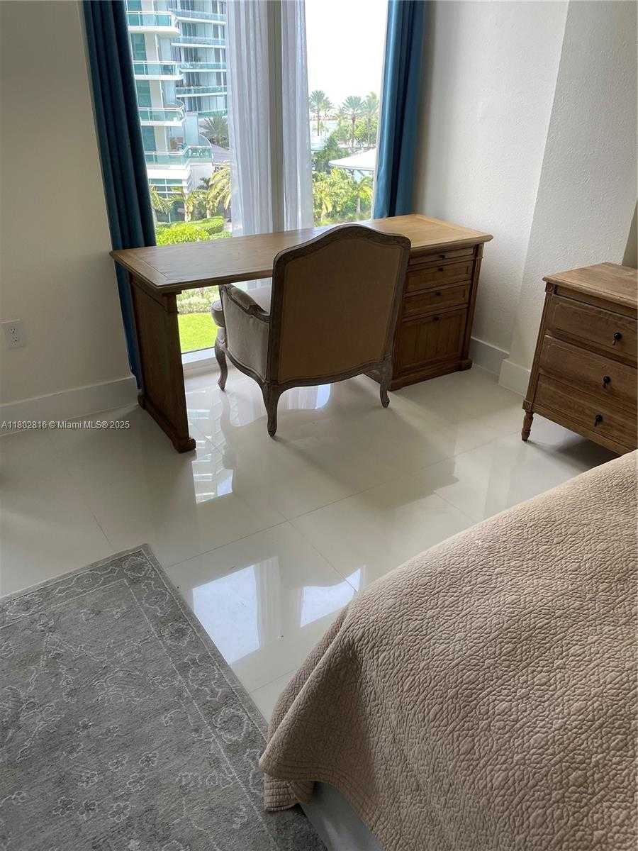 Small Image of 10275 COLLINS AVE #602, Bal Harbour Number 23