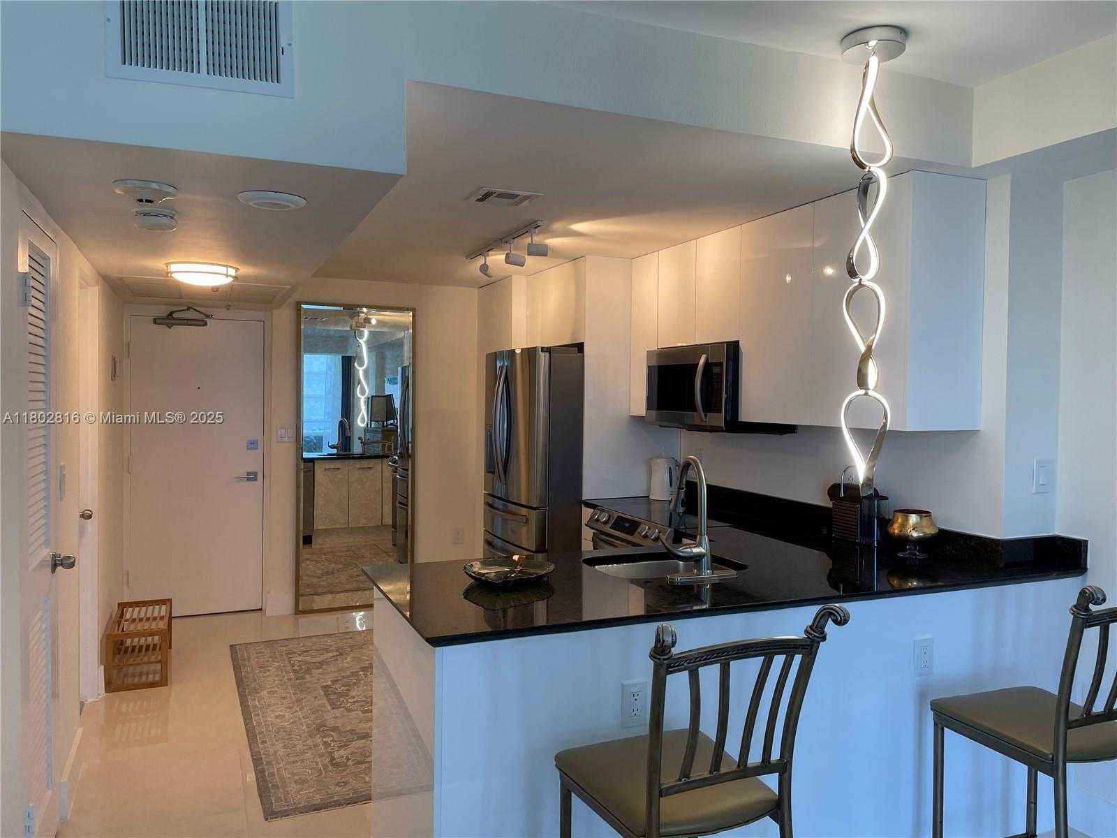 Small Image of 10275 COLLINS AVE #602, Bal Harbour Number 3
