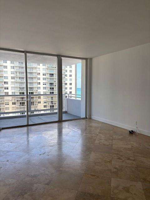 Small Image of 5700 COLLINS AVE #10D, Miami Beach Number 11