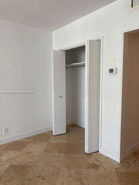 Small Image of 5700 COLLINS AVE #10D, Miami Beach Number 16