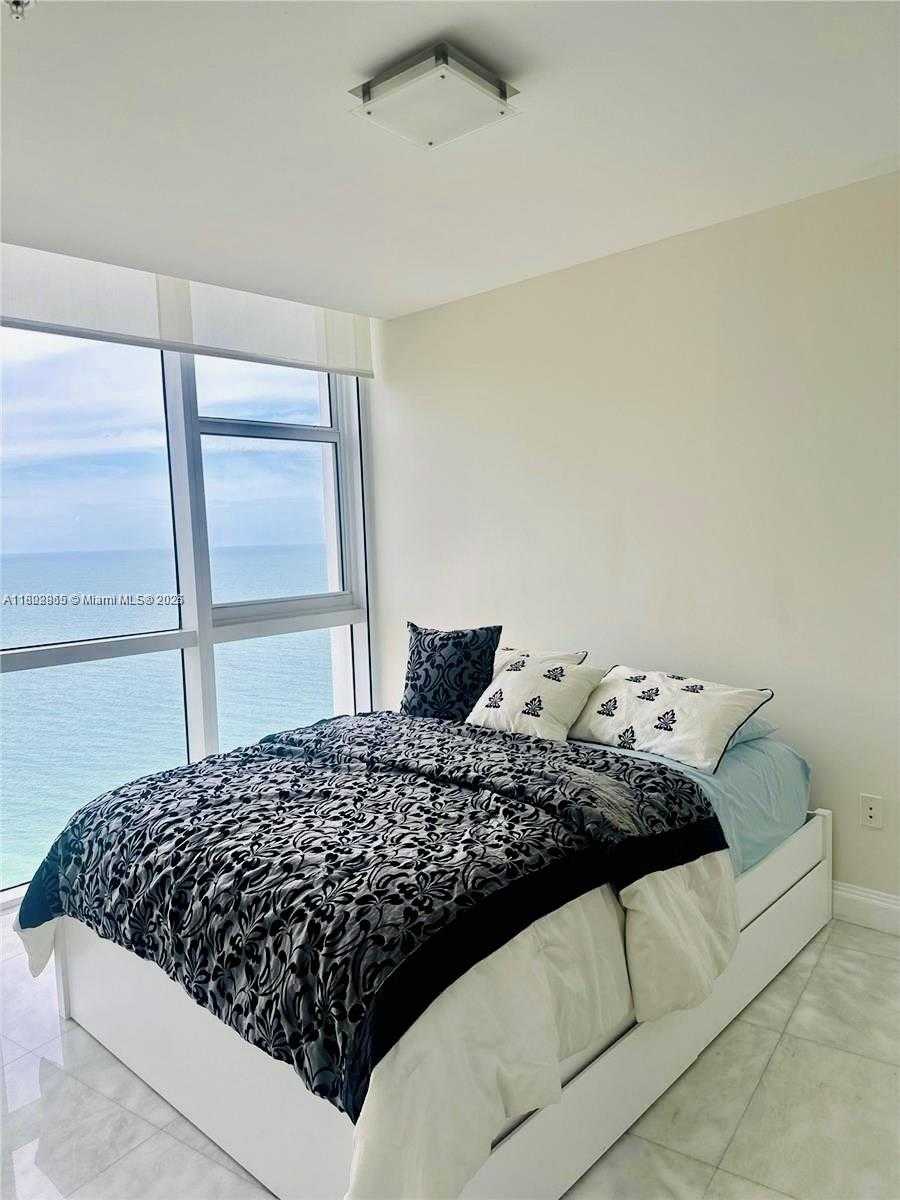Small Image of 18201 COLLINS AVE #4508, Sunny Isles Beach Number 10