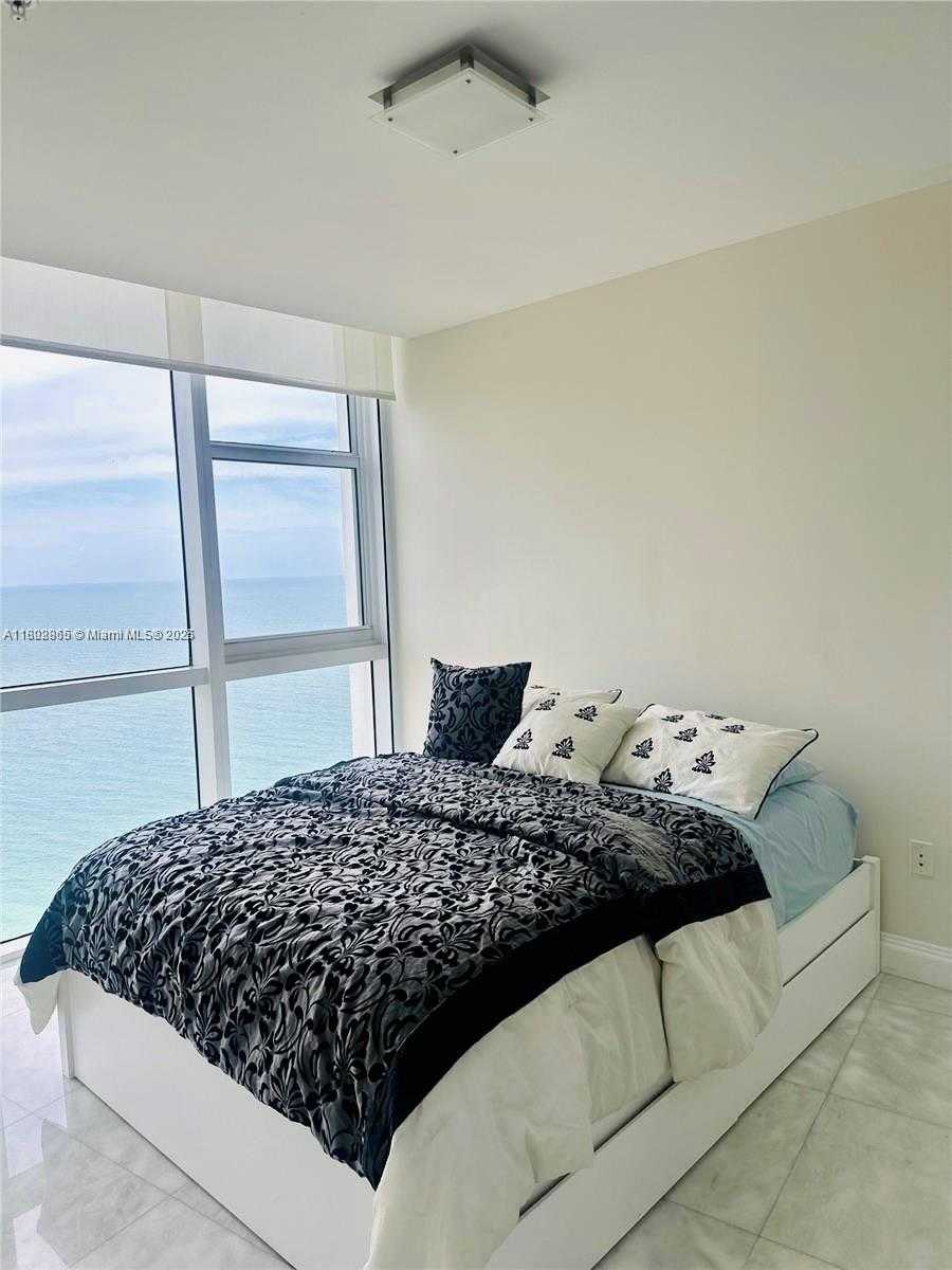 Small Image of 18201 COLLINS AVE #4508, Sunny Isles Beach Number 11