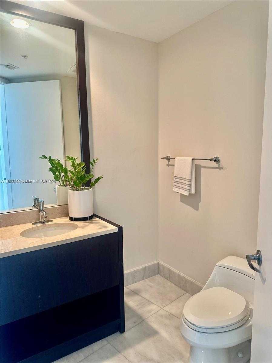 Small Image of 18201 COLLINS AVE #4508, Sunny Isles Beach Number 9