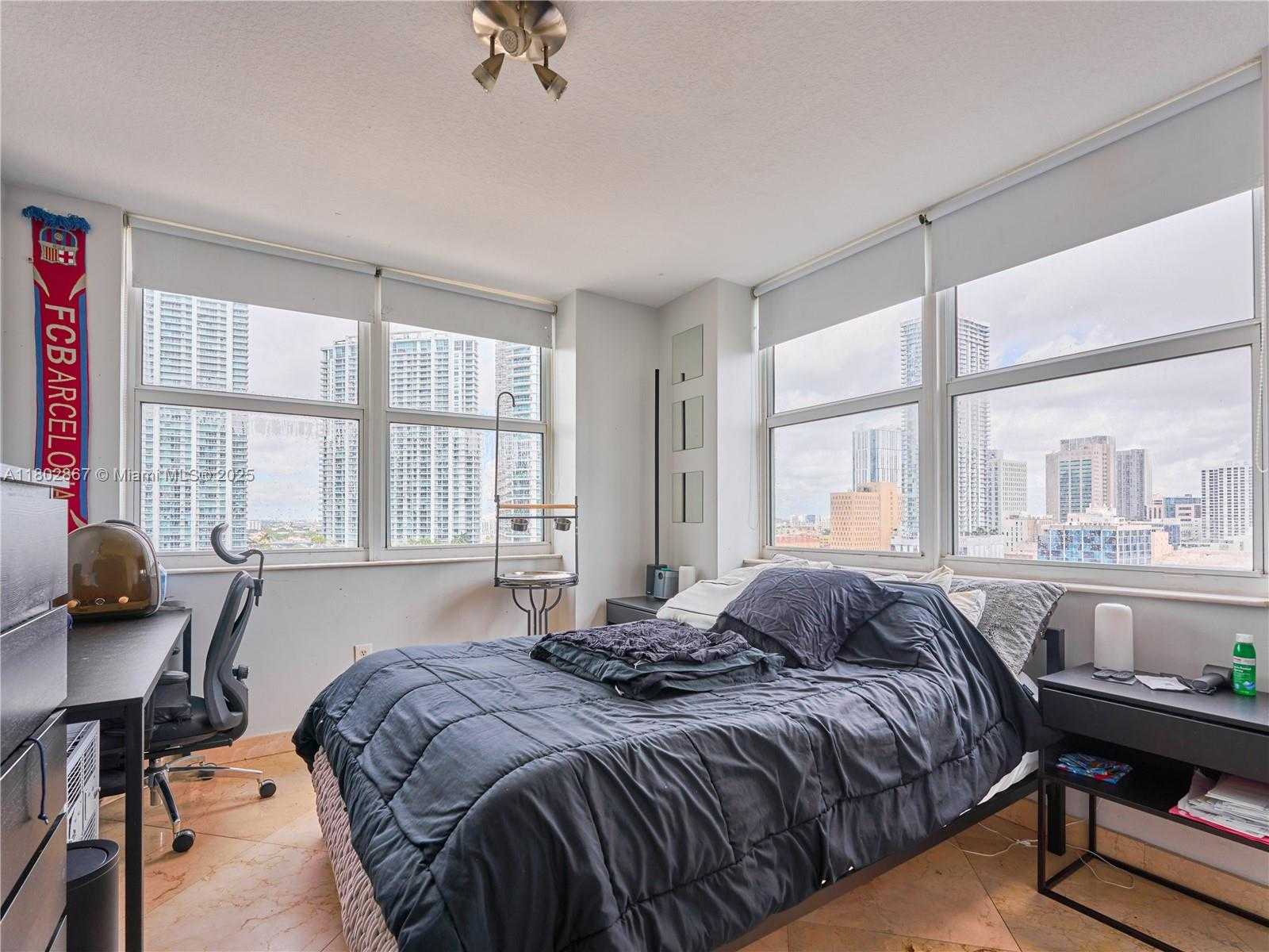 Small Image of 31 SOUTH EAST 5TH ST #1801, Miami Number 10