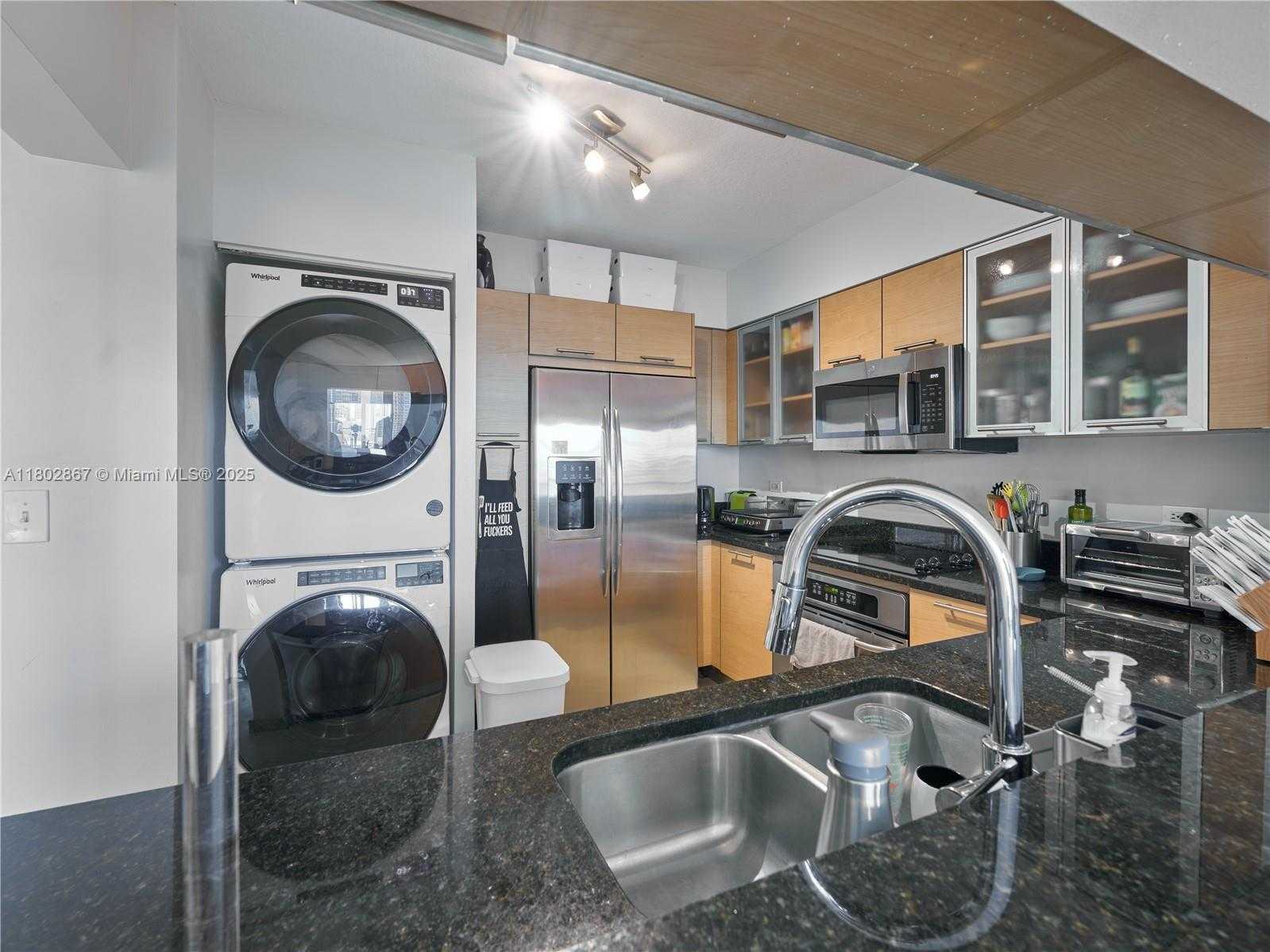 Small Image of 31 SOUTH EAST 5TH ST #1801, Miami Number 3