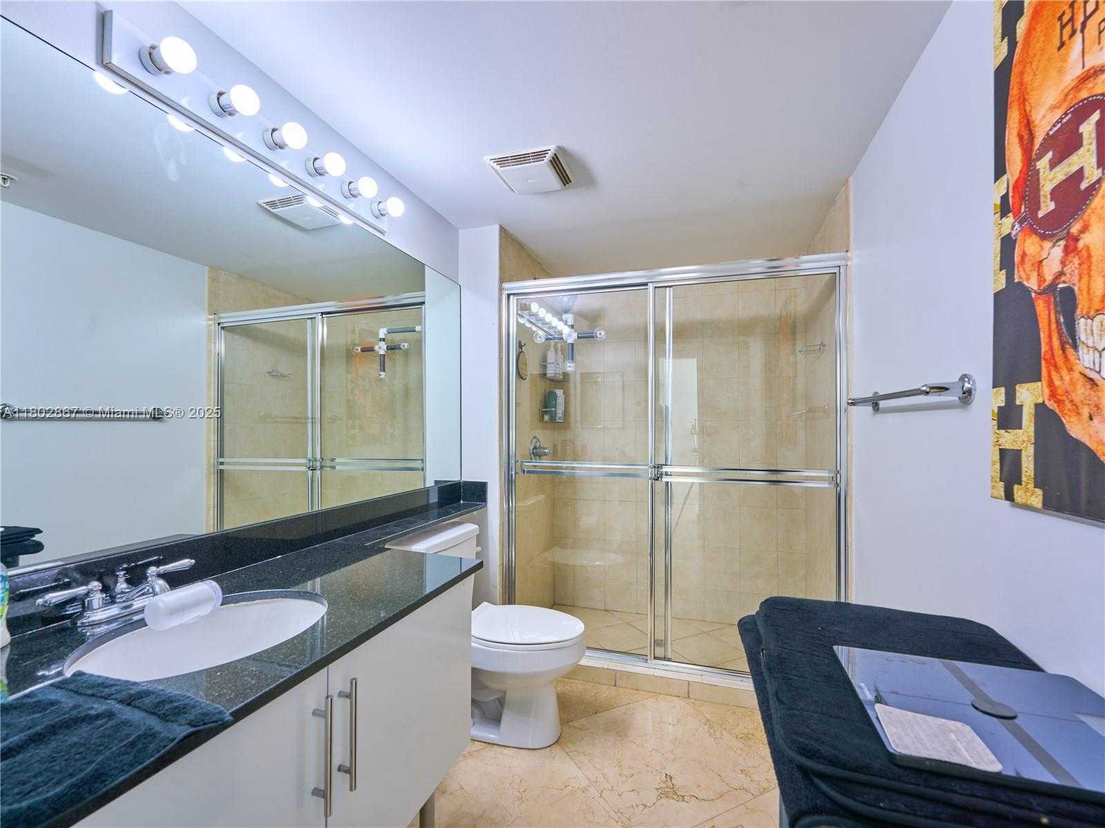Small Image of 31 SOUTH EAST 5TH ST #1801, Miami Number 9