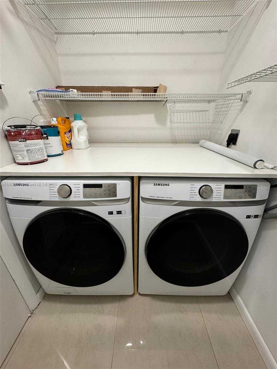 Small Image of 3330 NORTH EAST 190TH ST #1017, Aventura Number 16