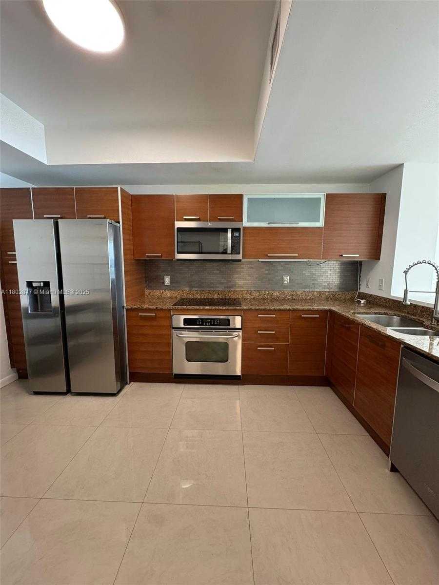 Small Image of 3330 NORTH EAST 190TH ST #1017, Aventura Number 5