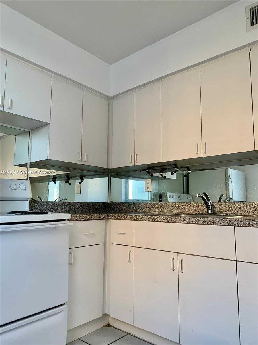 Small Image of 9225 COLLINS AVE #307, Surfside Number 4