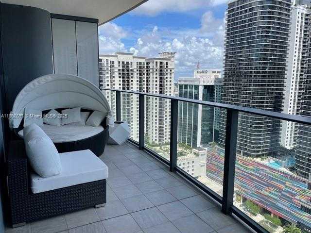 Small Image of 1000 BRICKELL PLZ #3114, Miami Number 13