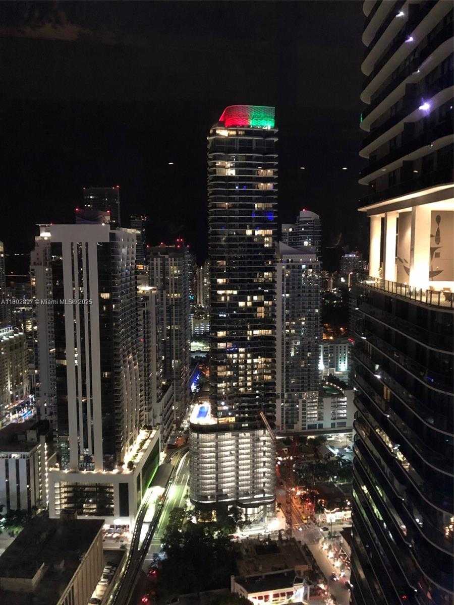 Small Image of 1000 BRICKELL PLZ #3114, Miami Number 16
