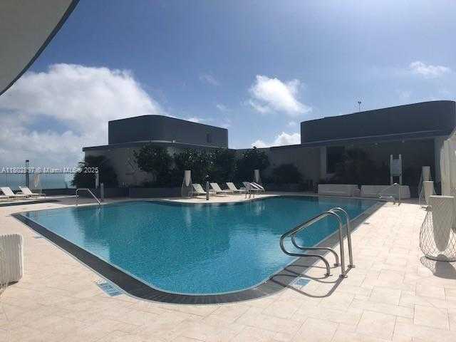 Small Image of 1000 BRICKELL PLZ #3114, Miami Number 28