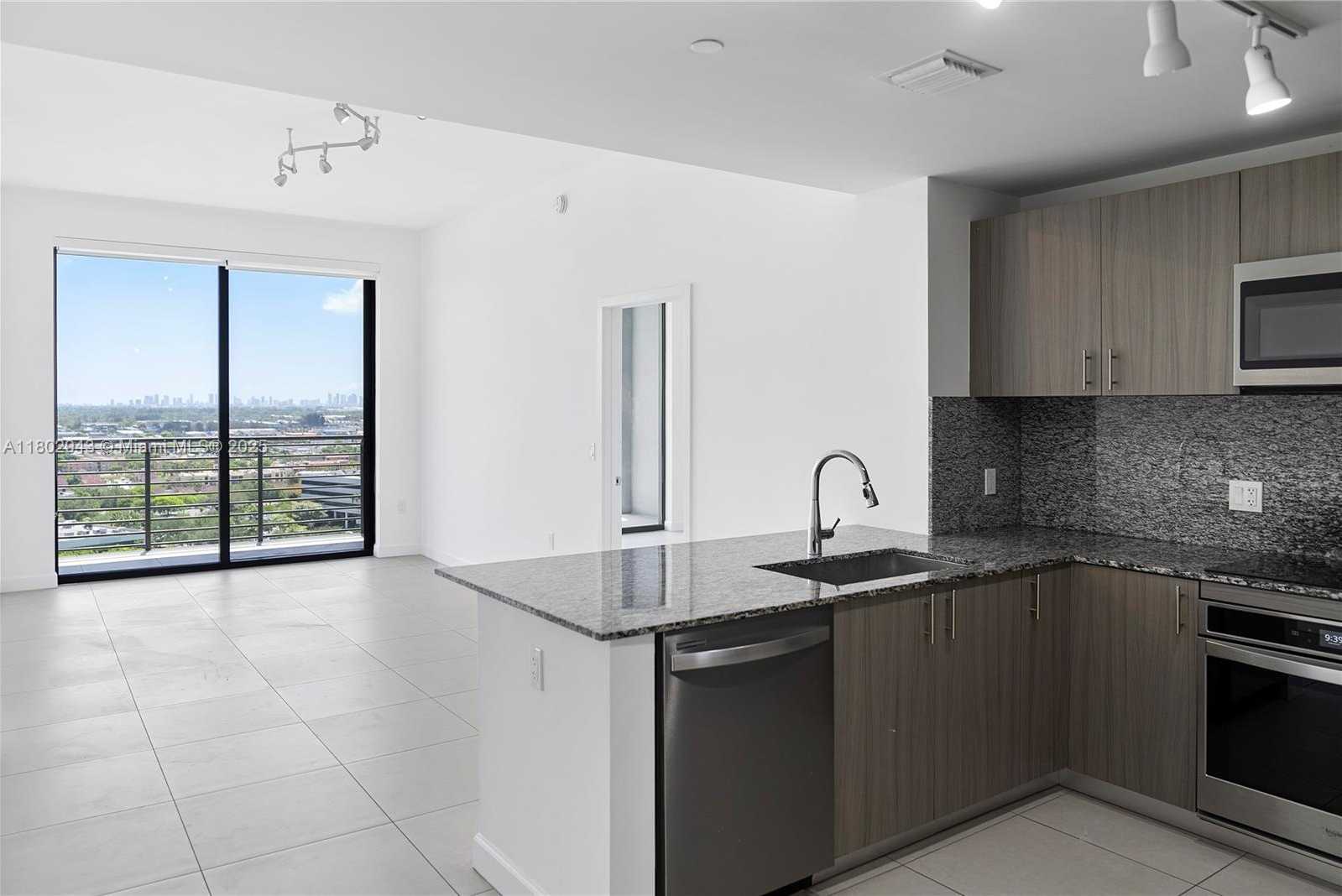 Small Image of 5350 NORTH WEST 84TH AVE #1805, Doral Number 16