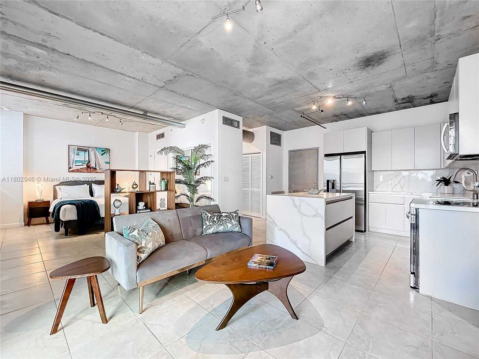 Small Image of 690 SOUTH WEST 1ST CT #1232, Miami Number 10