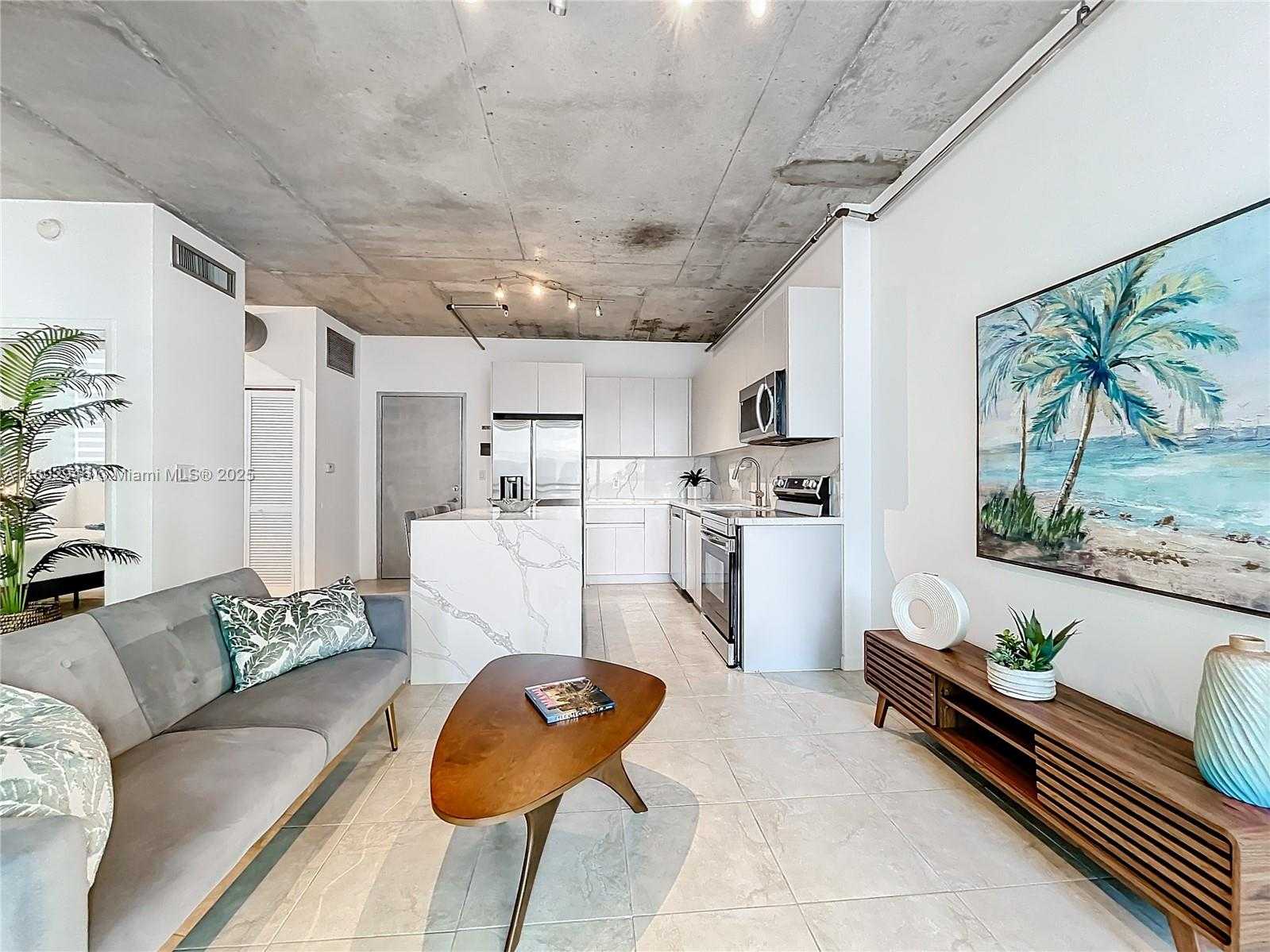 Small Image of 690 SOUTH WEST 1ST CT #1232, Miami Number 11