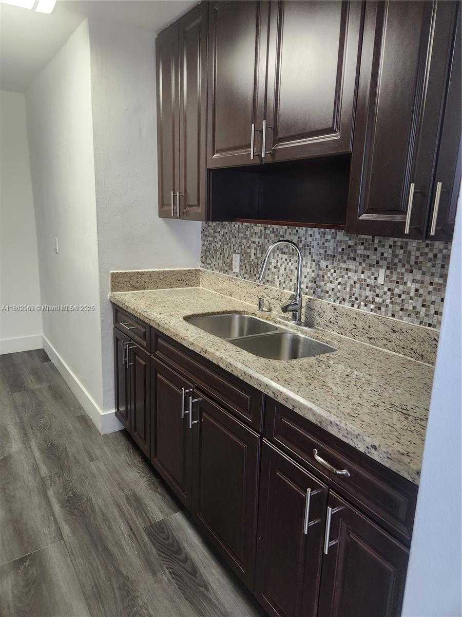 Small Image of 7245 SOUTH WEST 94TH PL #K7, Miami Number 6