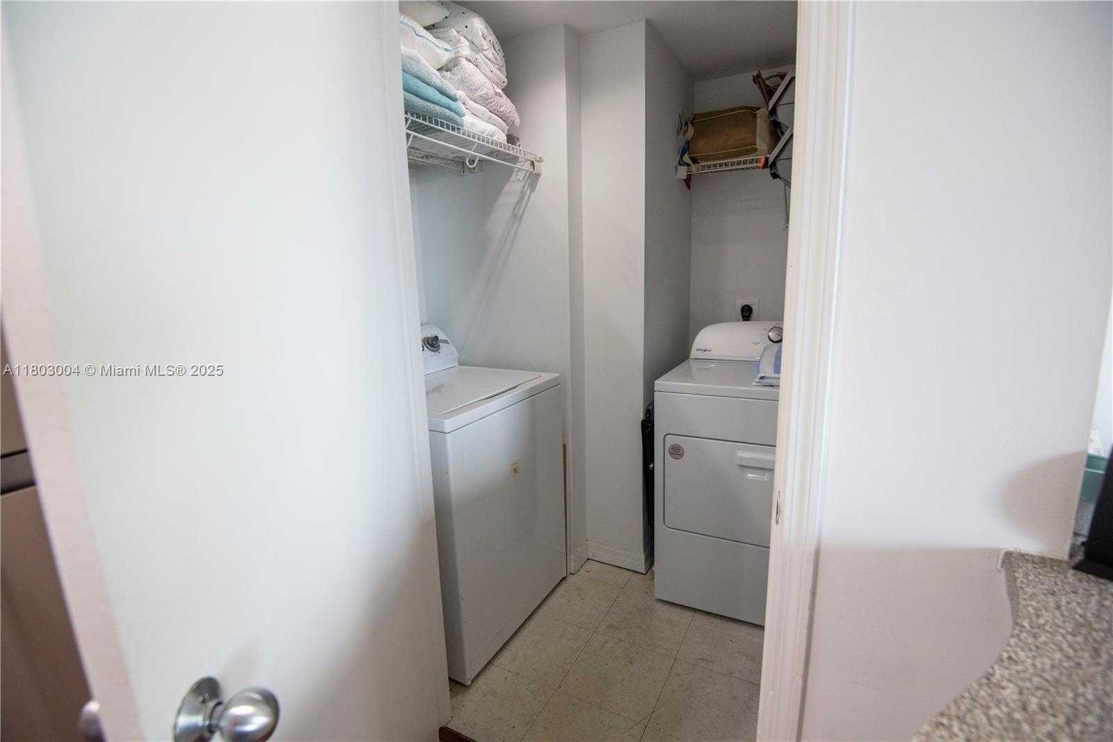 Small Image of 1330 WEST AVE #803, Miami Beach Number 28