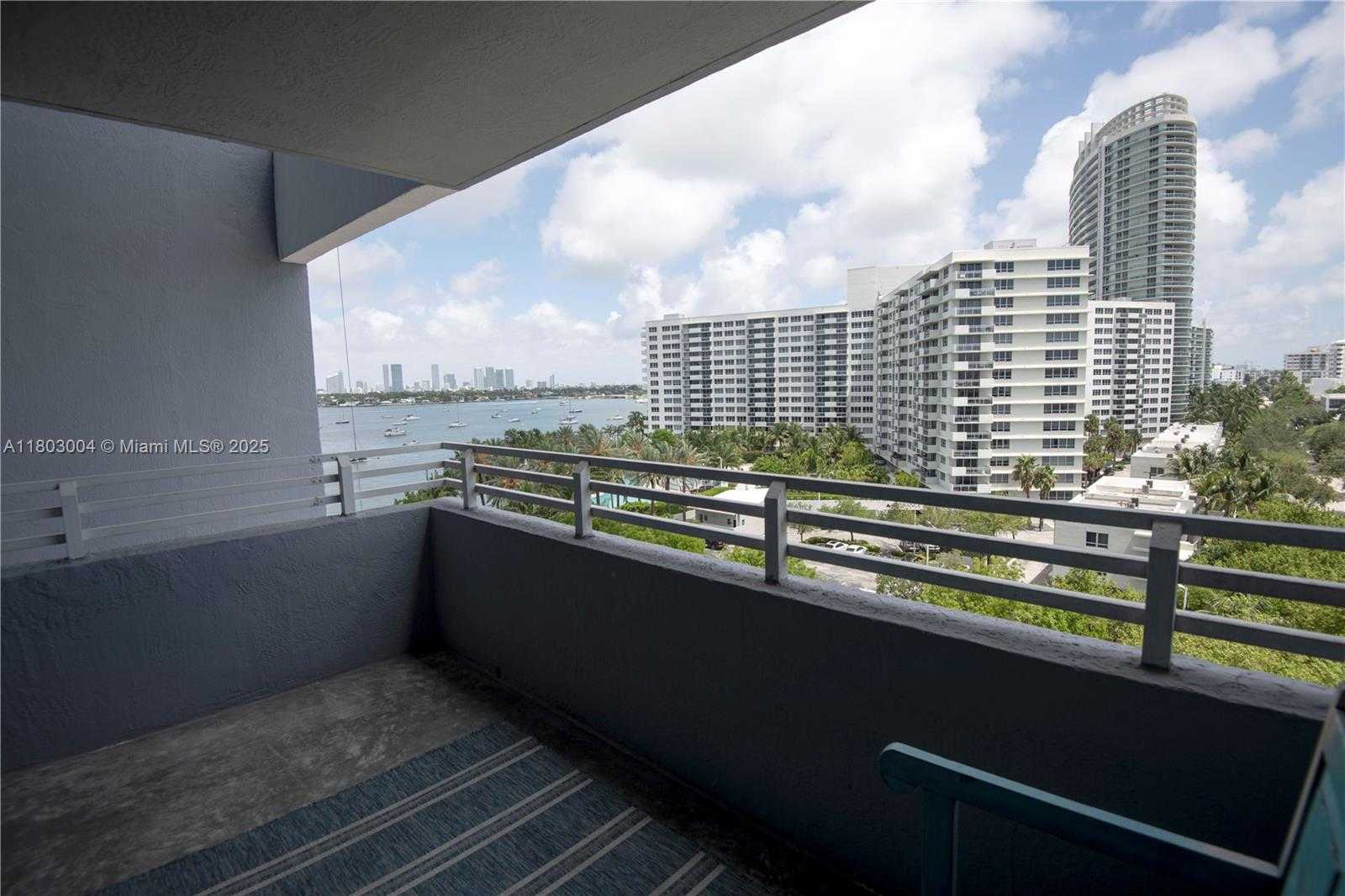 Small Image of 1330 WEST AVE #803, Miami Beach Number 34