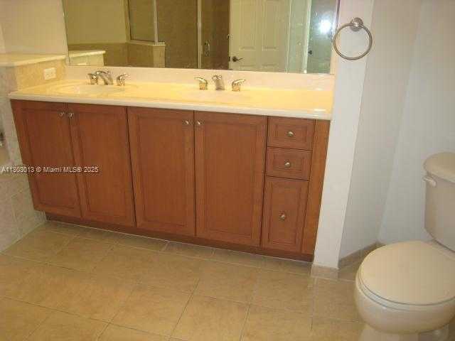 Small Image of 8390 SOUTH WEST 72 AV #413, Miami Number 11
