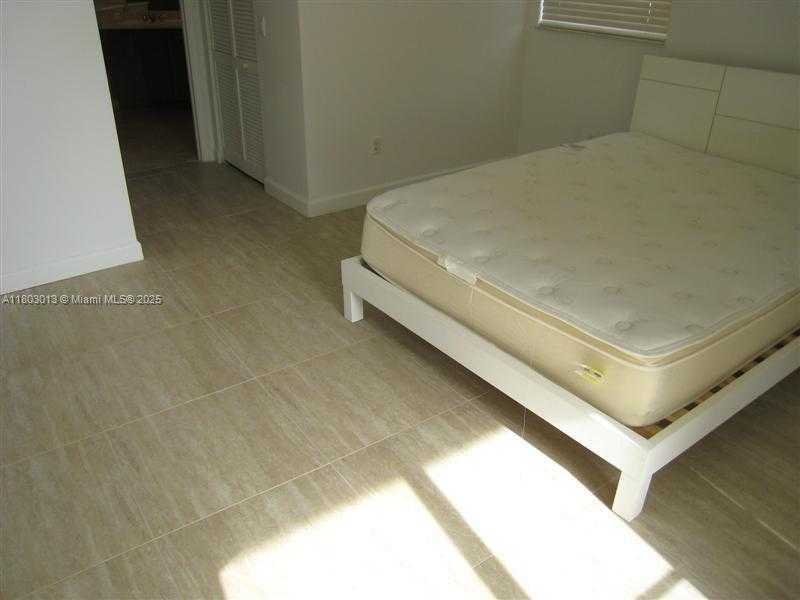 Small Image of 8390 SOUTH WEST 72 AV #413, Miami Number 9