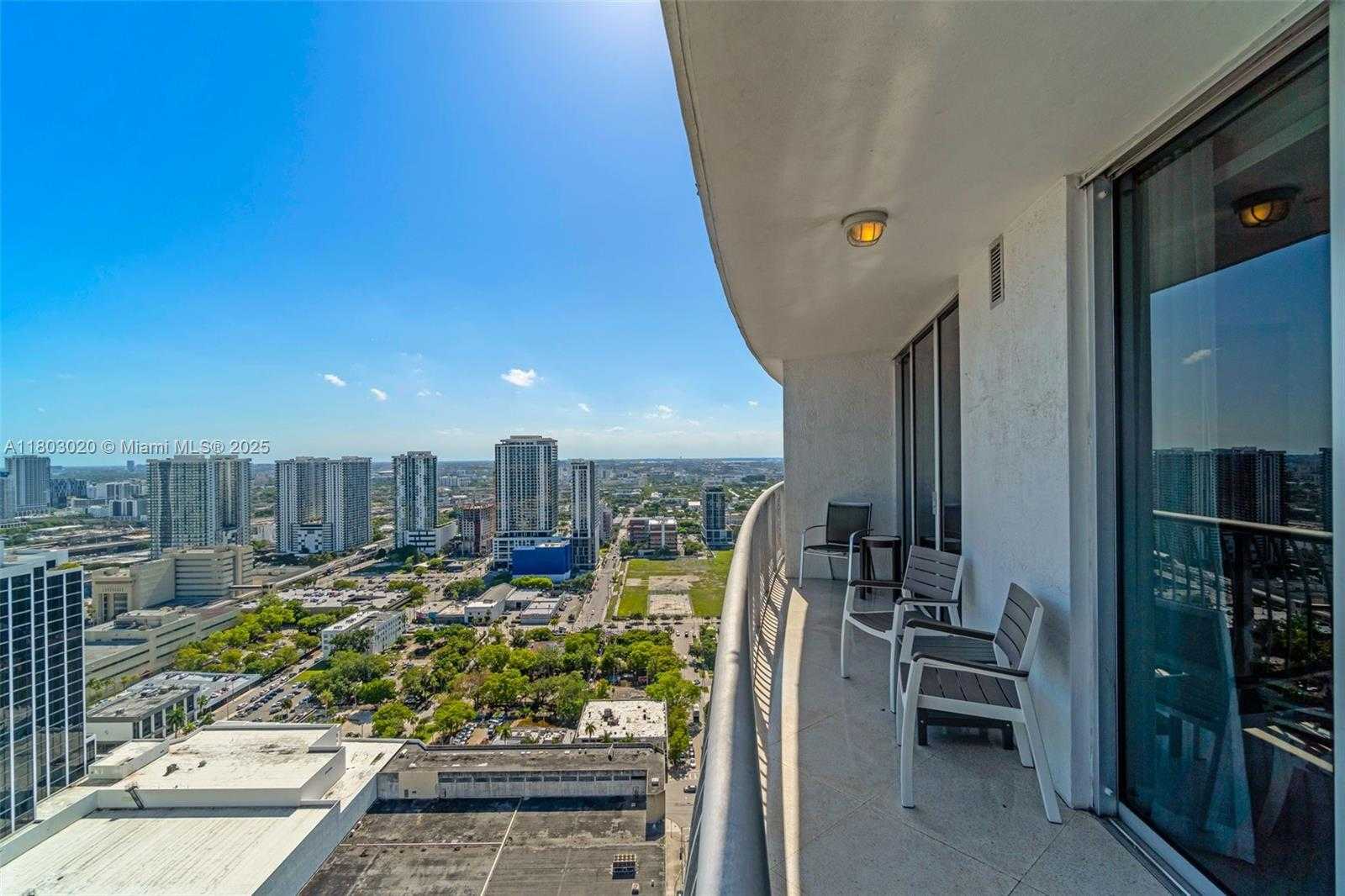 Small Image of 1750 NORTH BAYSHORE DR #3910, Miami Number 10