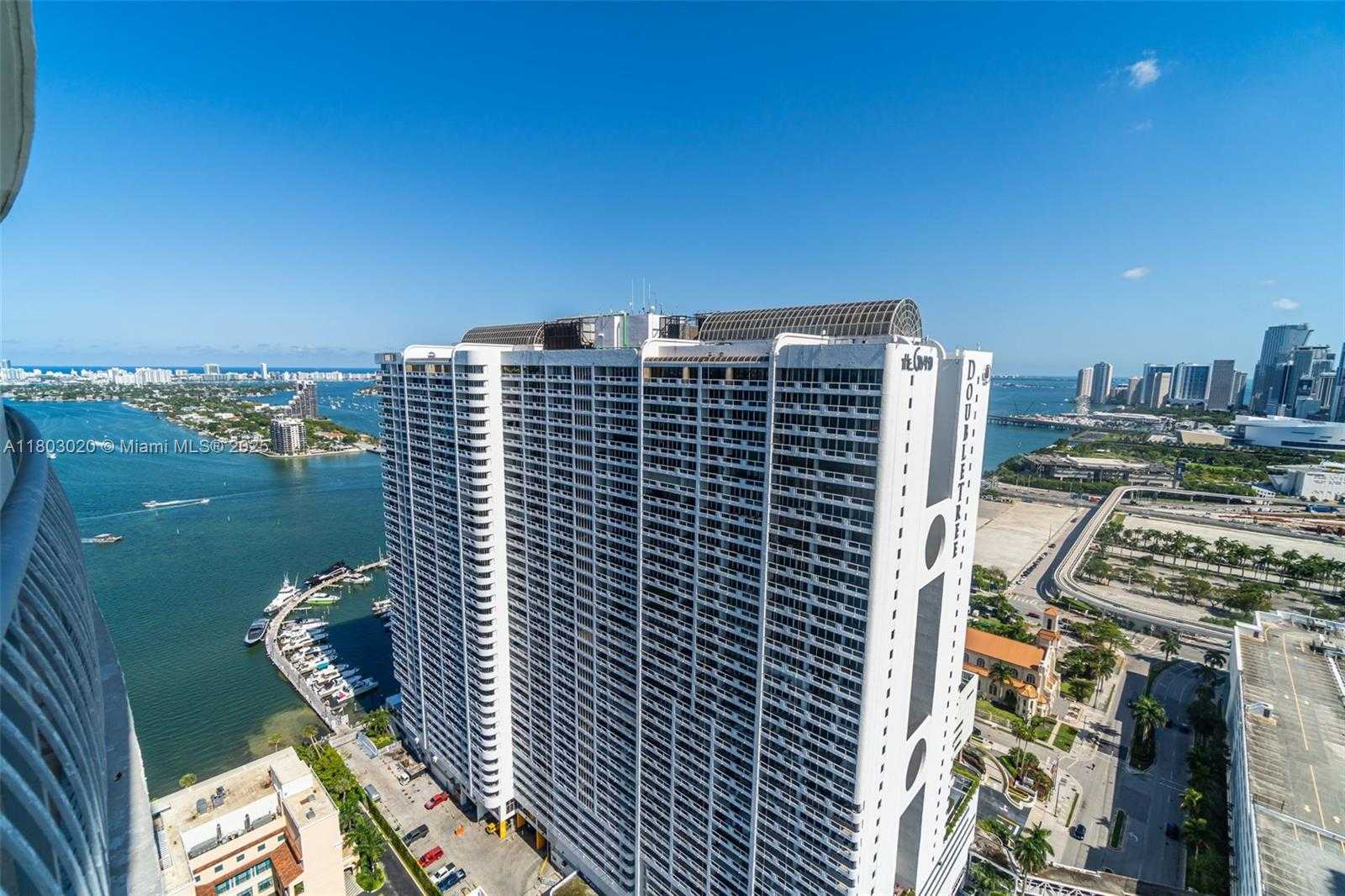 Small Image of 1750 NORTH BAYSHORE DR #3910, Miami Number 13