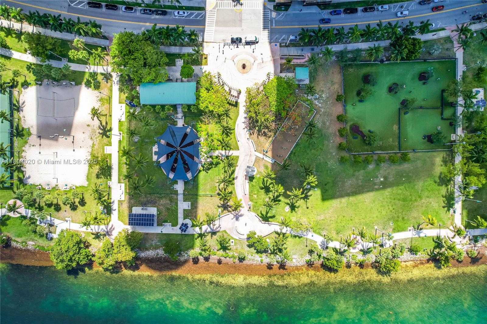 Small Image of 1750 NORTH BAYSHORE DR #3910, Miami Number 15