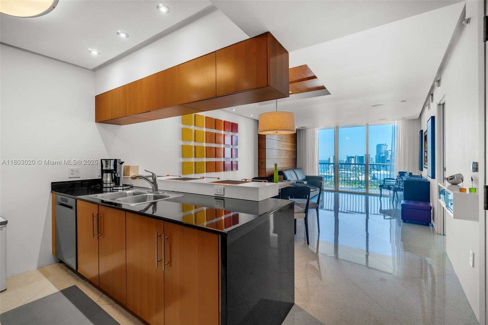 Small Image of 1750 NORTH BAYSHORE DR #3910, Miami Number 4