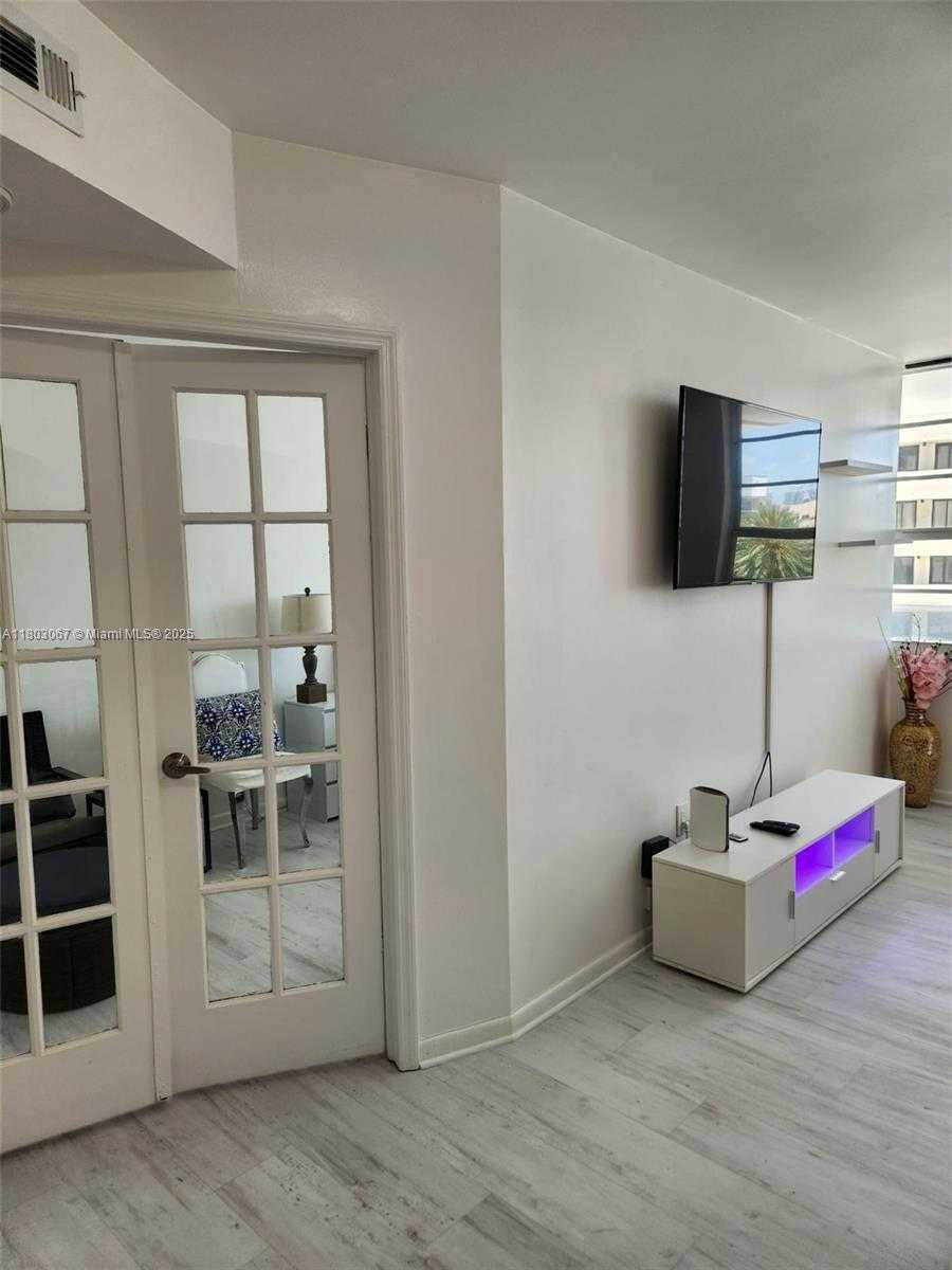 Small Image of 100 LINCOLN RD #407, Miami Beach Number 13